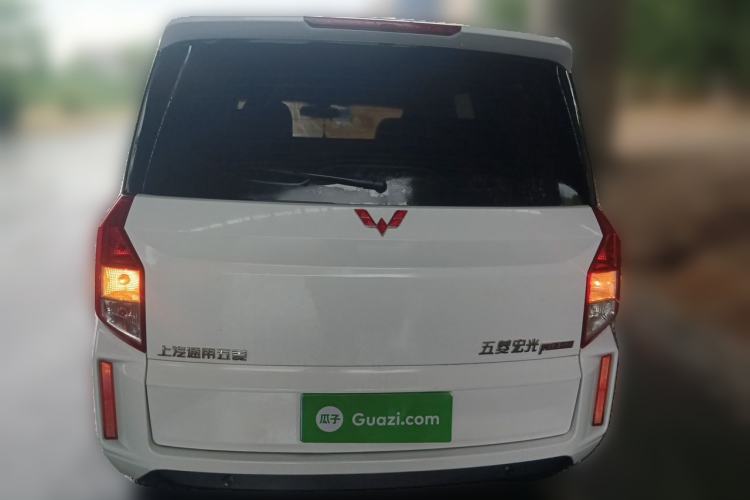 Used Wuling Hongguang PLUS 2019 1.5T Manual Luxury 7-Seater Rear