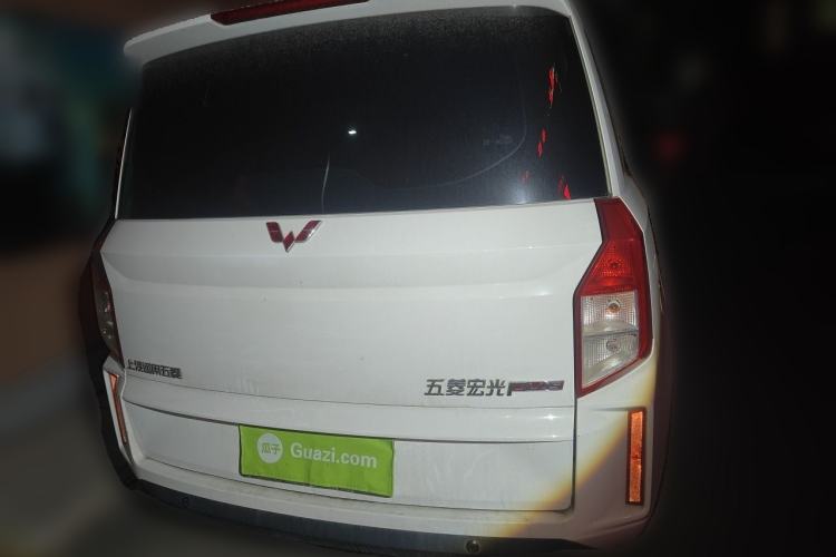 Used Wuling Hongguang PLUS 2019 1.5T Manual Comfort Version 7 Seats Rear
