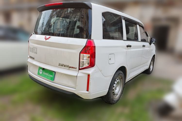 Used Wuling Hongguang PLUS 2019 1.5T Manual Standard Edition 5 Seats Rear Right 45 Deg