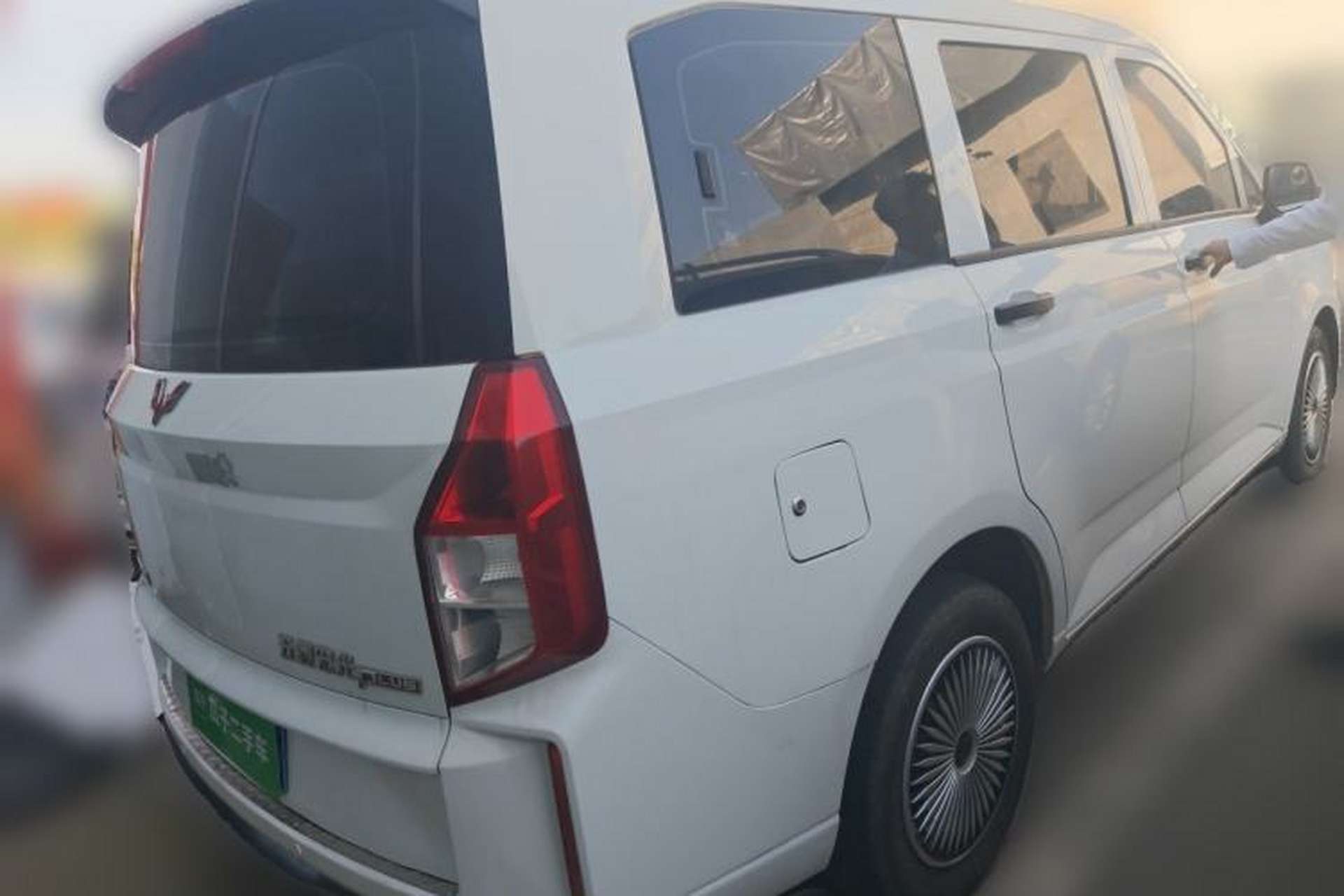 Used Wuling Hongguang PLUS 2019 1.5T Manual Standard Version 7 Seats Rear Right 45 Deg
