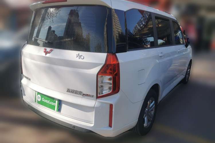 Used Wuling Hongguang PLUS 2019 1.5T Manual Luxury 7-Seater Rear Right 45 Deg