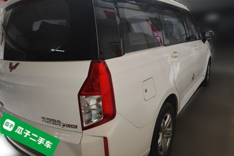 Used Wuling Hongguang PLUS 2019 1.5T Manual Comfort Version 7 Seats Rear Right 45 Deg