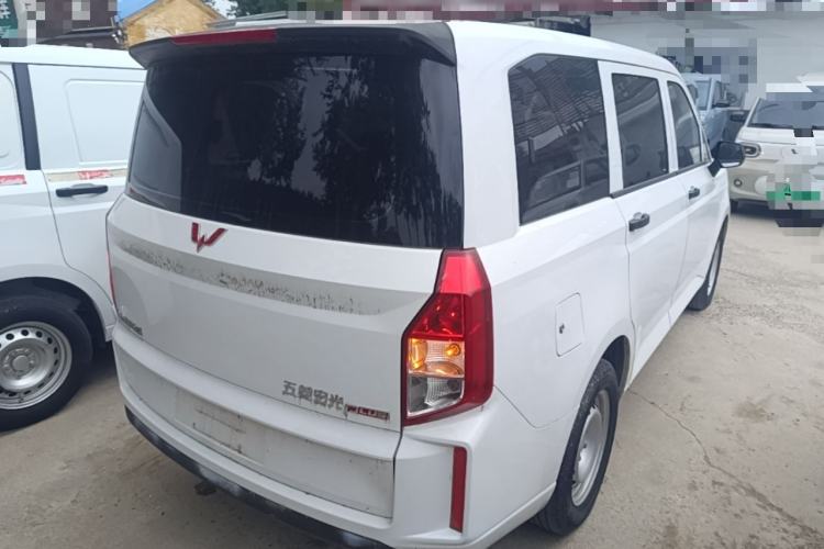 Used Wuling Hongguang PLUS 2019 1.5T Manual Standard Edition 5 Seats Rear