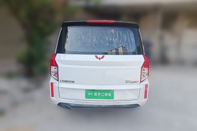Used Wuling Hongguang PLUS 2019 1.5T Manual Standard Edition 5 Seats Rear