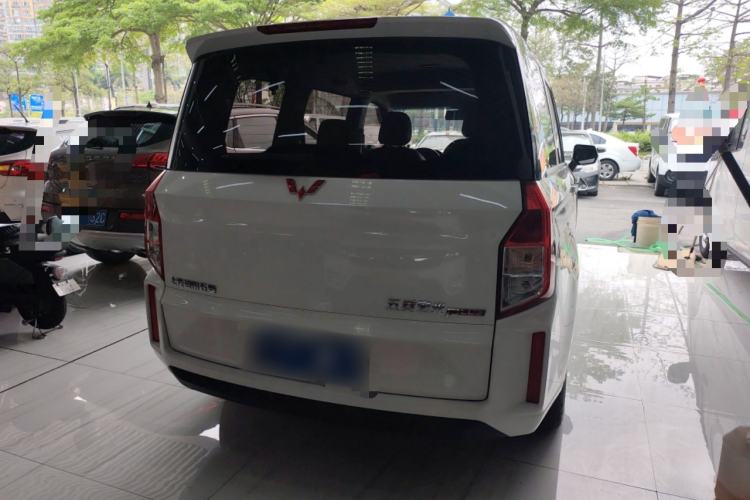 Used Wuling Hongguang PLUS 2019 1.5T Manual Luxury 7-Seater Rear