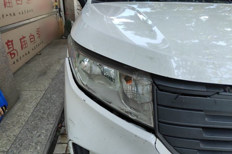 Used Wuling Hongguang PLUS 2019 1.5T Manual Standard Version 8 Seats Right Front Headlight