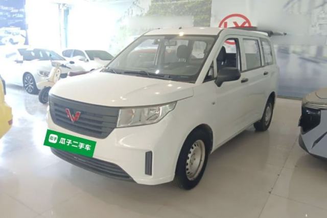Used Wuling Hongguang PLUS 2019 1.5T Manual Standard Version 7 Seats