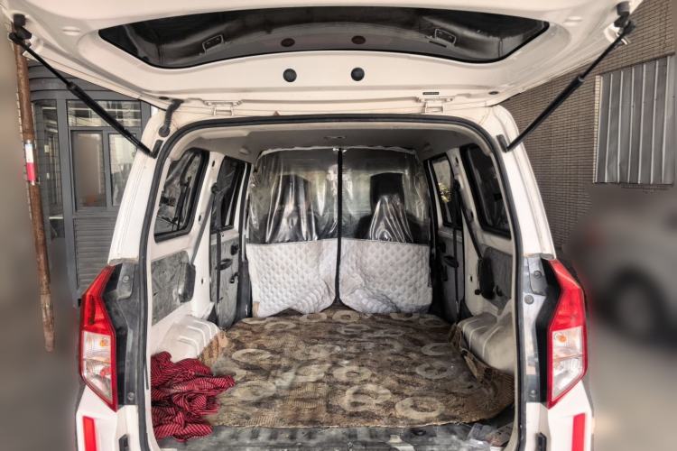 Used Wuling Hongguang PLUS 2019 1.5T Manual Standard Edition 5 Seats Trunk