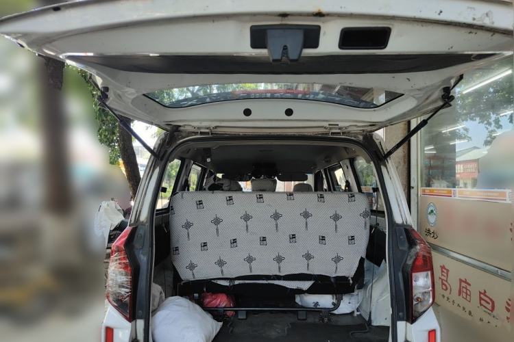 Used Wuling Hongguang PLUS 2019 1.5T Manual Standard Version 8 Seats Trunk