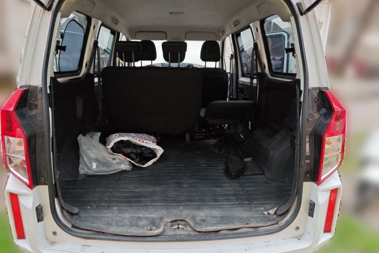 Used Wuling Hongguang PLUS 2019 1.5T Manual Standard Edition 5 Seats Trunk