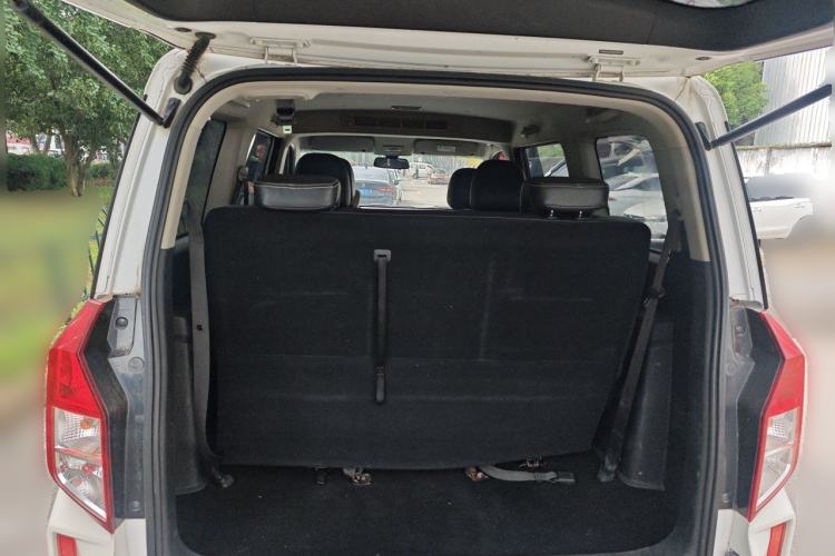 Used Wuling Hongguang PLUS 2019 1.5T Manual Luxury 7-Seater Trunk