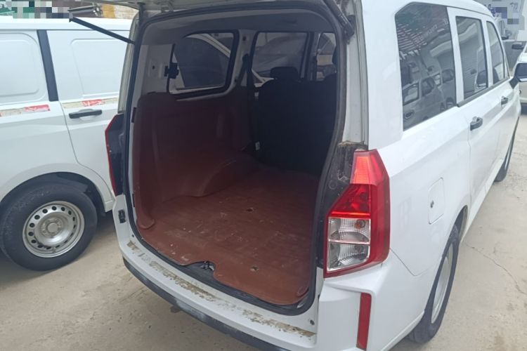 Used Wuling Hongguang PLUS 2019 1.5T Manual Standard Edition 5 Seats Trunk