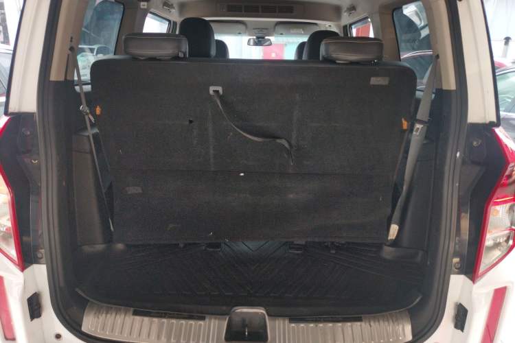Used Wuling Hongguang PLUS 2019 1.5T Manual Luxury 7-Seater Trunk