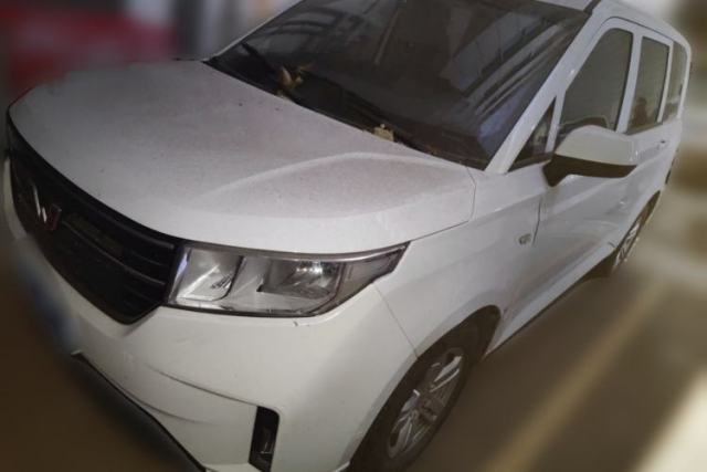 Used Wuling Hongguang PLUS 2019 1.5T Manual Comfort Version 7 Seats