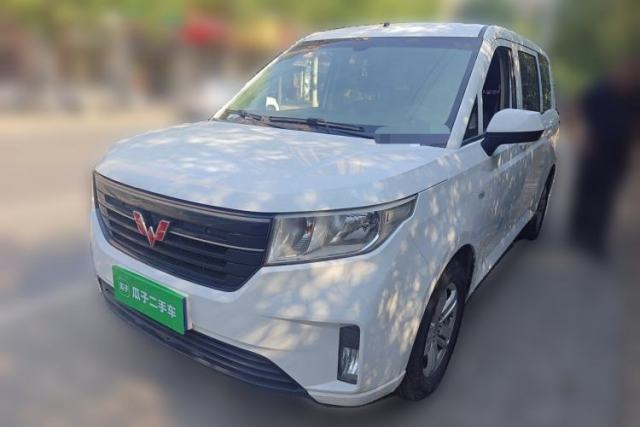 Used Wuling Hongguang PLUS 2019 1.5T Manual Comfort Version 7 Seats