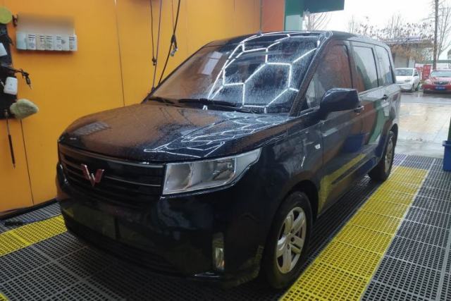 Used Wuling Hongguang PLUS 2020 1.5L Manual Comfort 7-Seater