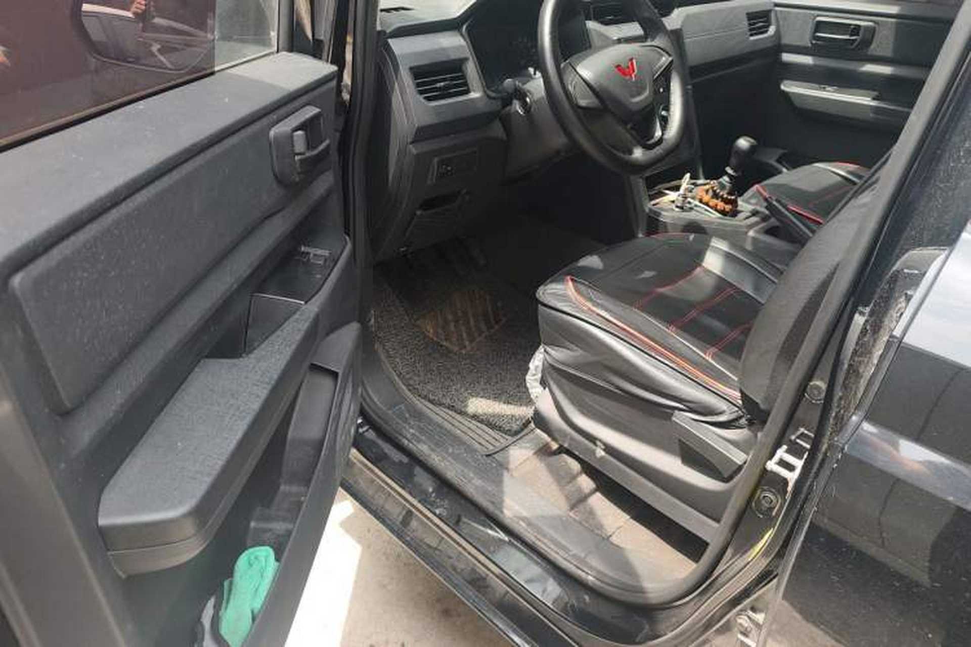 Used Wuling Hongguang PLUS 2020 1.5L Manual Standard Edition 5 Seats Driver Seat