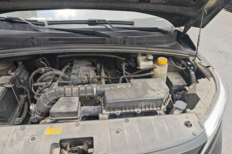 Used Wuling Hongguang PLUS 2020 1.5L Manual Standard Edition 5 Seats Engine Bay Left