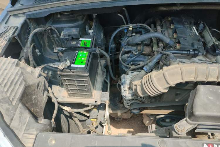 Used Wuling Hongguang PLUS 2020 1.5L Manual Standard Edition 5 Seats Engine Bay Right