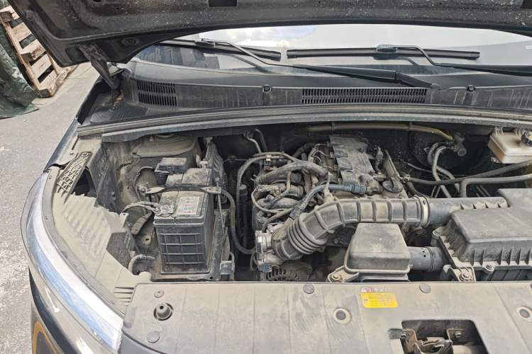 Used Wuling Hongguang PLUS 2020 1.5L Manual Standard Edition 5 Seats Engine Bay Right