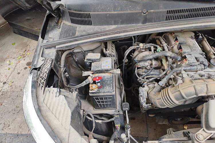 Used Wuling Hongguang PLUS 2020 1.5L Manual Standard Edition 5 Seats Engine Bay Right