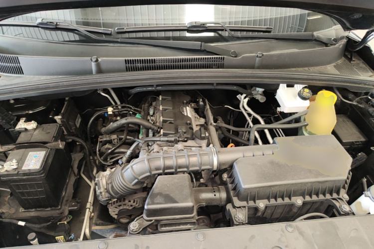 Used Wuling Hongguang PLUS 2020 1.5L Manual Standard Edition 5 Seats Engine Bay