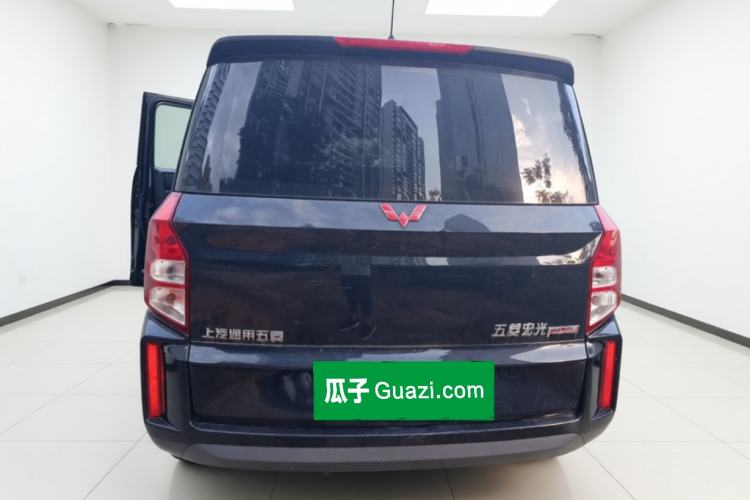 Used Wuling Hongguang PLUS 2020 1.5L Manual Standard Edition 5 Seats Exterior 4