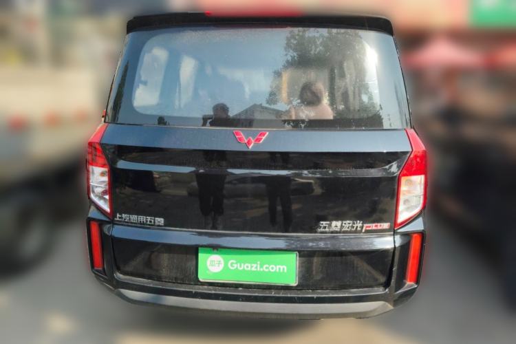 Used Wuling Hongguang PLUS 2020 1.5L Manual Standard Edition 5 Seats Exterior 4