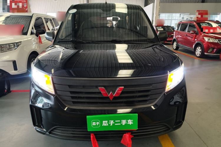 Used Wuling Hongguang PLUS 2020 1.5L Manual Standard Edition 5 Seats Front