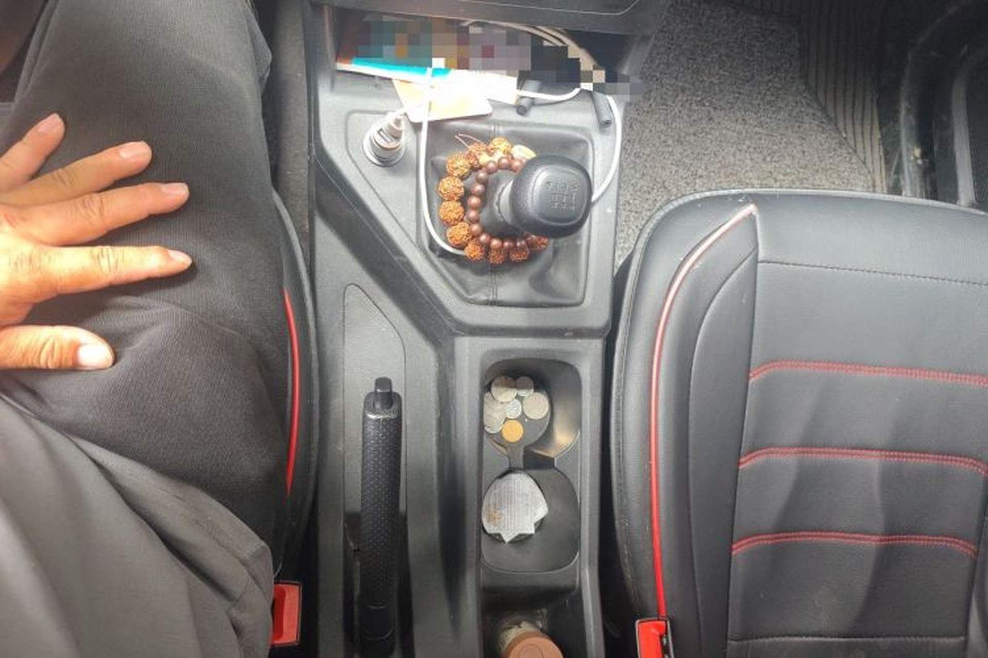 Used Wuling Hongguang PLUS 2020 1.5L Manual Standard Edition 5 Seats Gear Lever