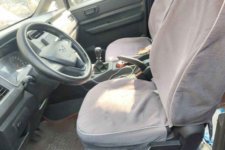 Used Wuling Hongguang PLUS 2020 1.5L Manual Standard Edition 5 Seats Left Front Seat