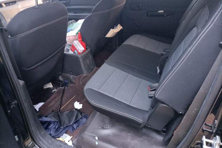 Used Wuling Hongguang PLUS 2020 1.5L Manual Standard Edition 5 Seats Left Rear Seat