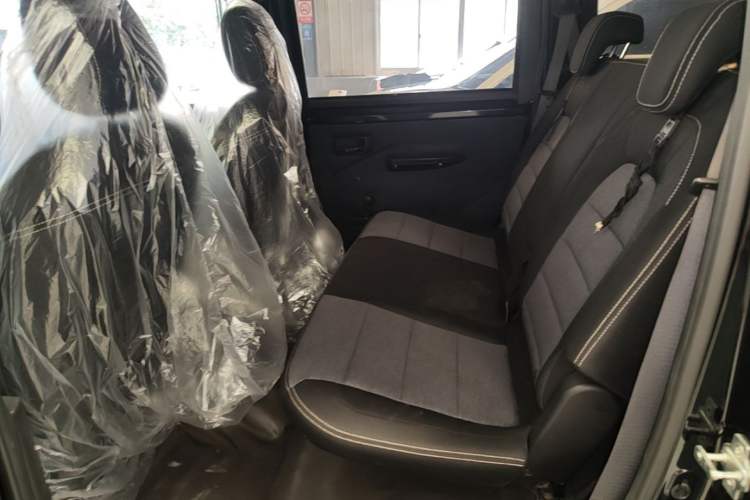 Used Wuling Hongguang PLUS 2020 1.5L Manual Standard Edition 5 Seats Left Rear Seat