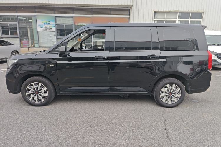 Used Wuling Hongguang PLUS 2020 1.5L Manual Standard Edition 7-Seater Left Side