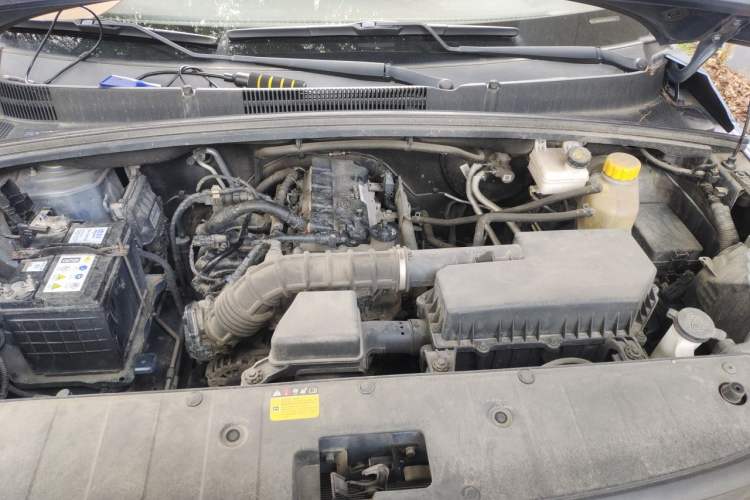 Used Wuling Hongguang PLUS 2020 1.5L Manual Standard Edition 5 Seats Engine Bay