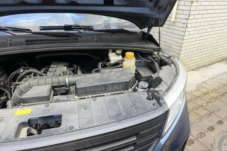 Used Wuling Hongguang PLUS 2020 1.5L Manual Standard Edition 5 Seats Engine Bay Left