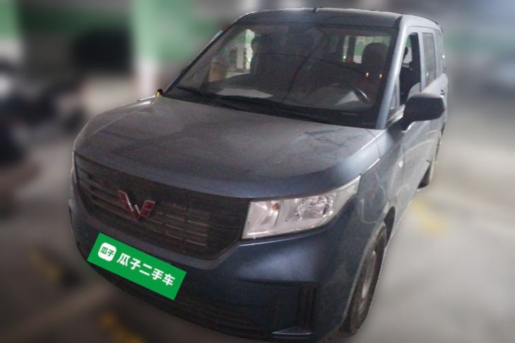 Used Wuling Hongguang PLUS 2020 1.5L Manual Standard Edition 5 Seats Guazi used car, China used car export, Used car for sale, Used cars, Cheapest cars for sale