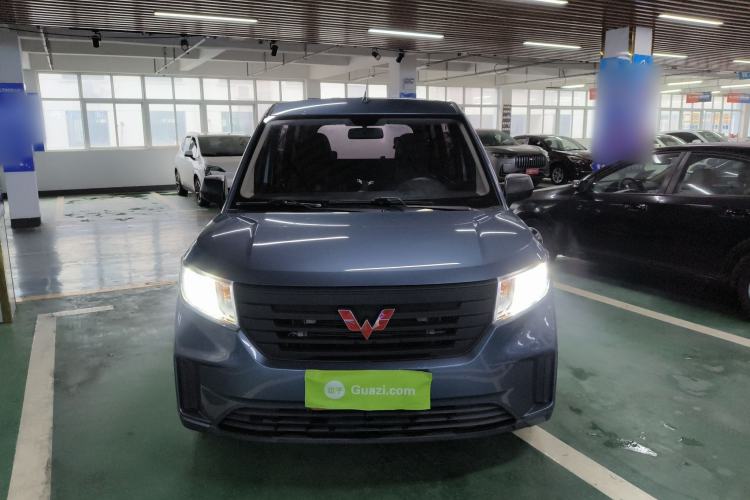 Used Wuling Hongguang PLUS 2020 1.5L Manual Standard Edition 5 Seats Front