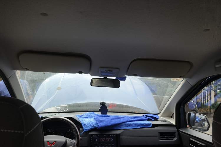 Used Wuling Hongguang PLUS 2020 1.5L Manual Standard Edition 5 Seats Headliner