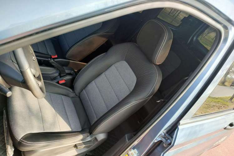 Used Wuling Hongguang PLUS 2020 1.5L Manual Standard Edition 5 Seats Interior 5