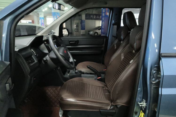 Used Wuling Hongguang PLUS 2020 1.5L Manual Standard Edition 5 Seats Left Front Seat