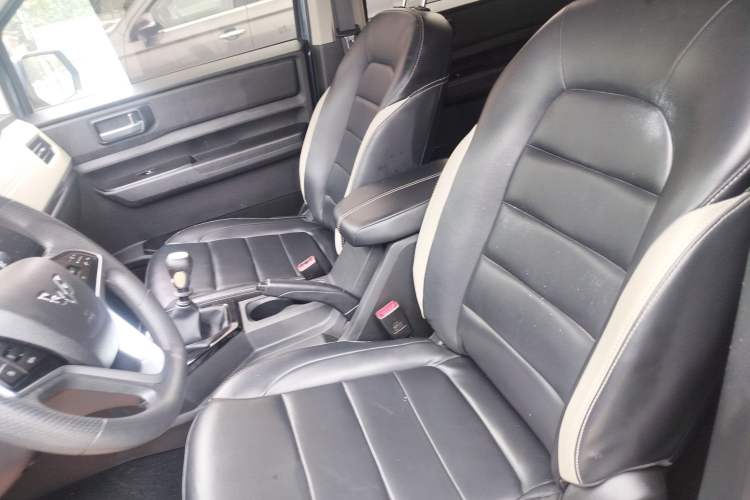Used Wuling Hongguang PLUS 2020 1.5L Manual Comfort 7-Seater Left Front Seat