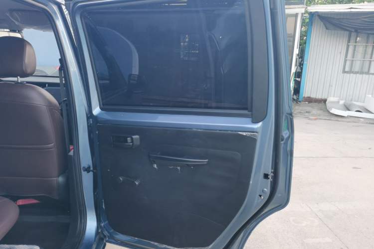 Used Wuling Hongguang PLUS 2020 1.5L Manual Standard Edition 5 Seats Right Rear Door Interior