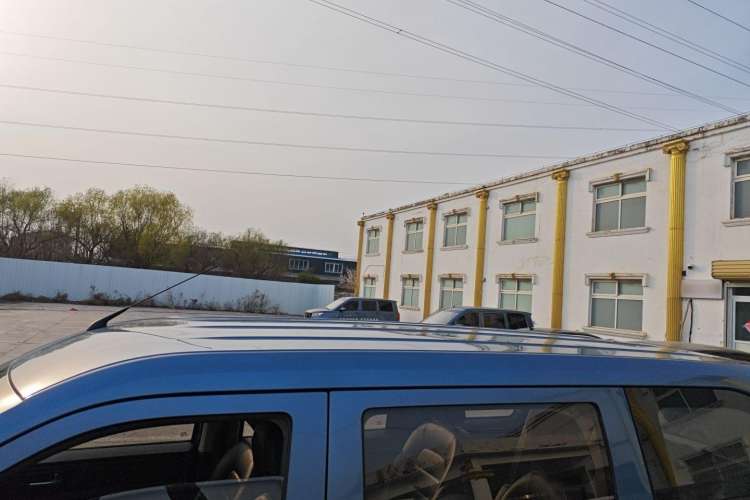 Used Wuling Hongguang PLUS 2020 1.5L Manual Comfort 7-Seater Roof