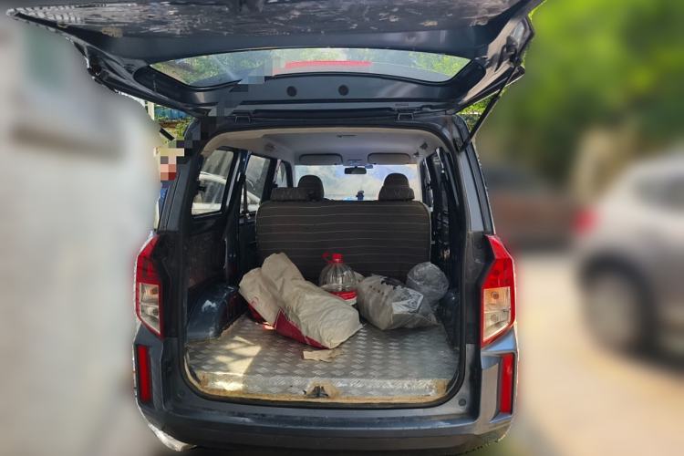 Used Wuling Hongguang PLUS 2020 1.5L Manual Standard Edition 5 Seats Trunk