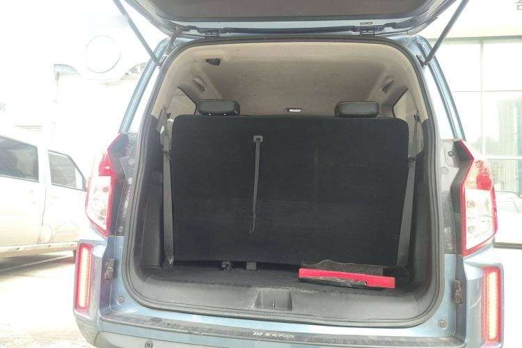 Used Wuling Hongguang PLUS 2020 1.5L Manual Comfort 7-Seater Trunk