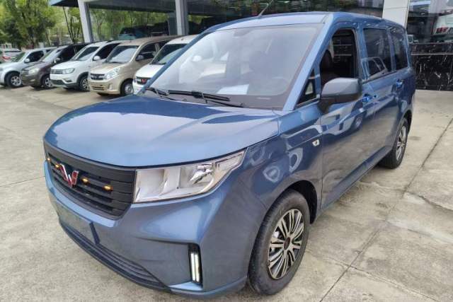 Used Wuling Hongguang PLUS 2020 1.5L Manual Standard Edition 5 Seats