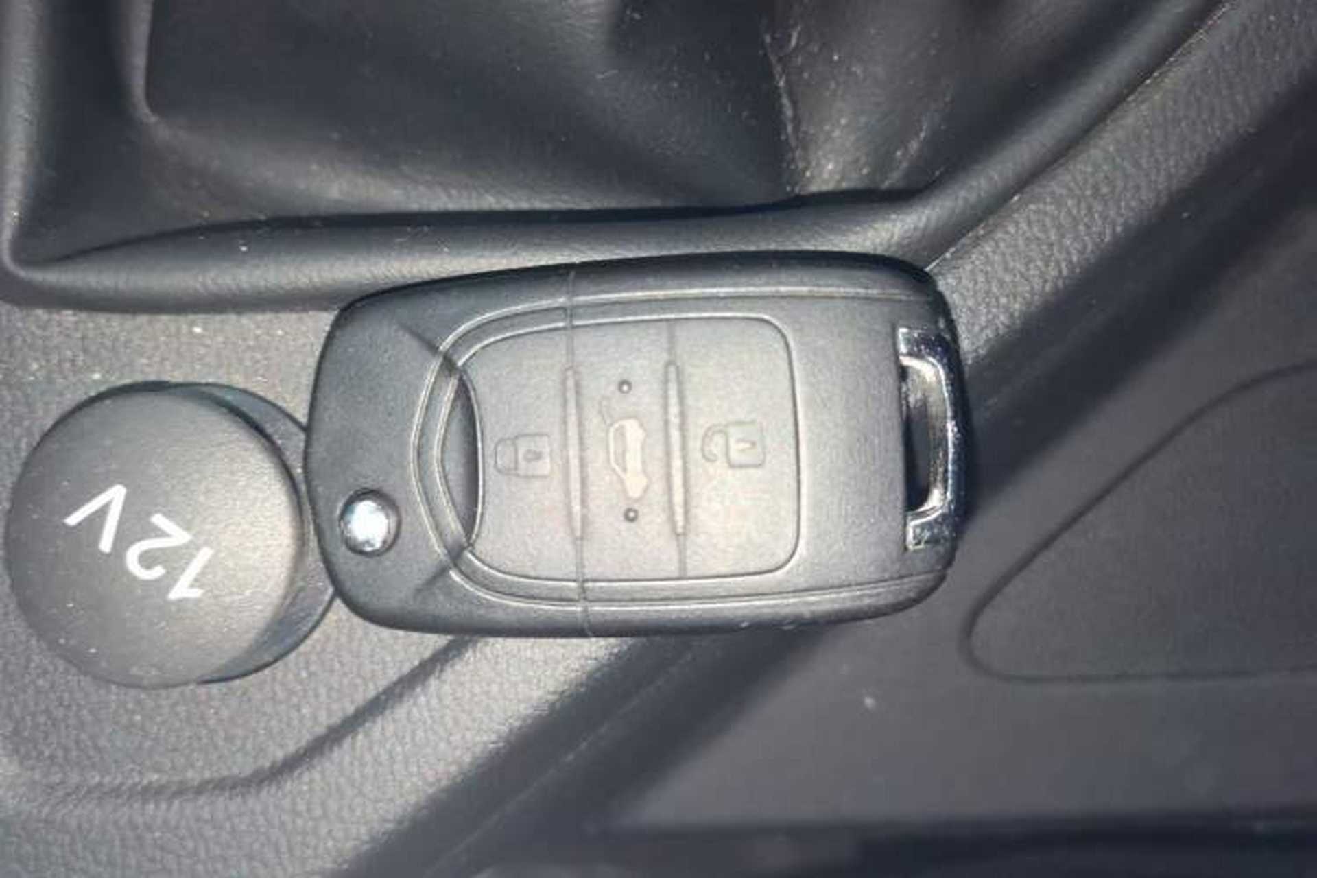 Used Wuling Hongguang PLUS 2020 1.5L Manual Standard Edition 5 Seats Vehicle Key