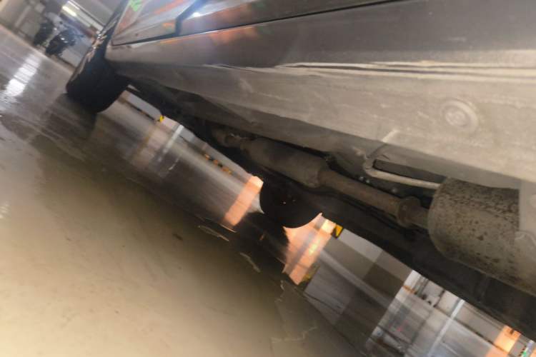 Used Wuling Hongguang PLUS 2020 1.5L Manual Standard Edition 5 Seats Chassis Rear Left