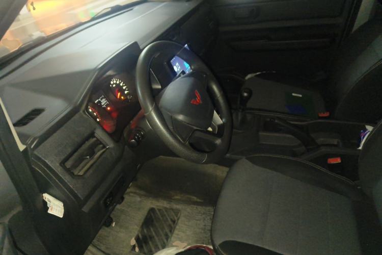 Used Wuling Hongguang PLUS 2020 1.5L Manual Standard Edition 5 Seats Driver Seat